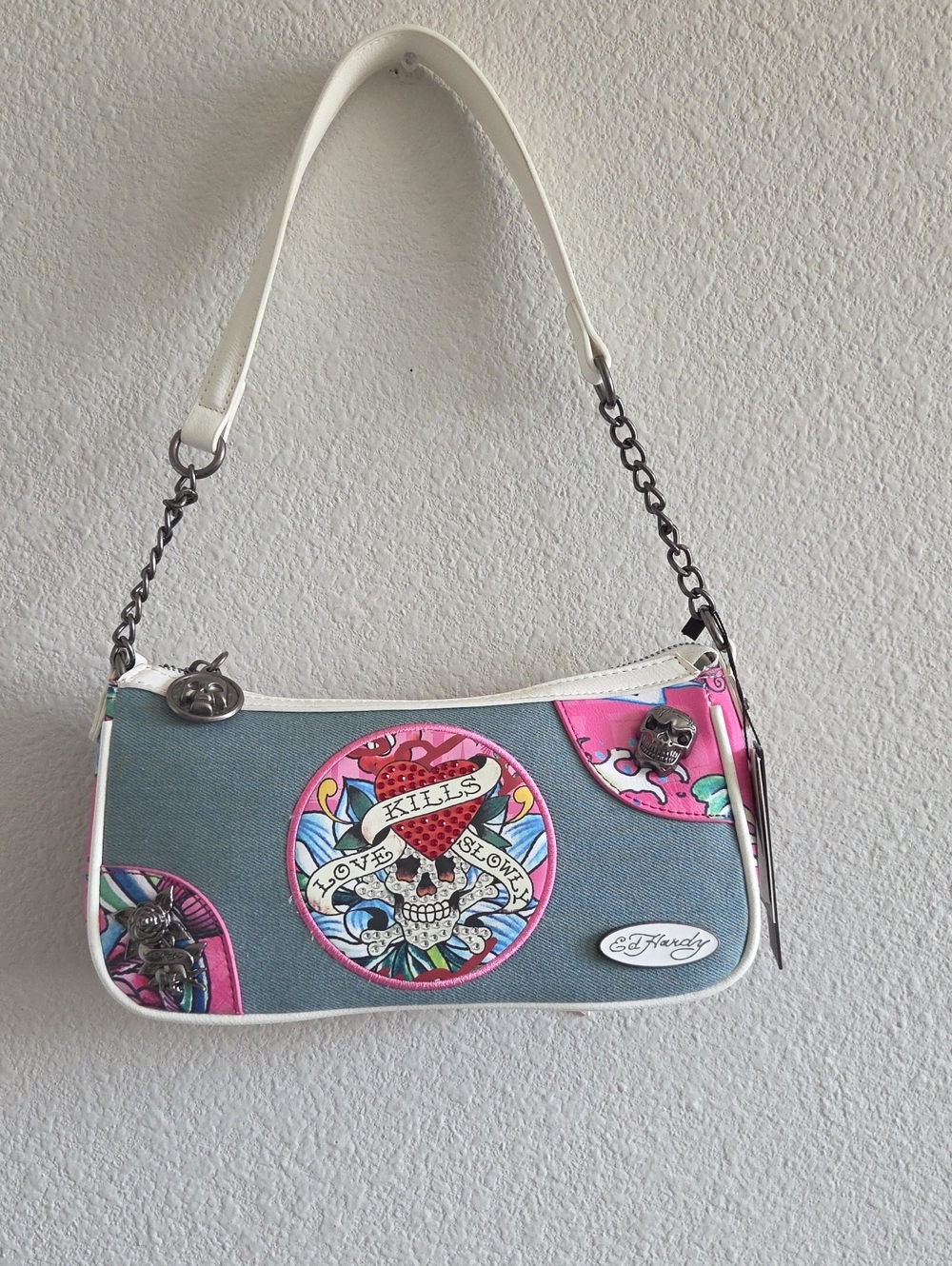 Ed Hardy White & Denim Blue Skull Graphic Shoulder Bag with Pink Accents Rmv Stp